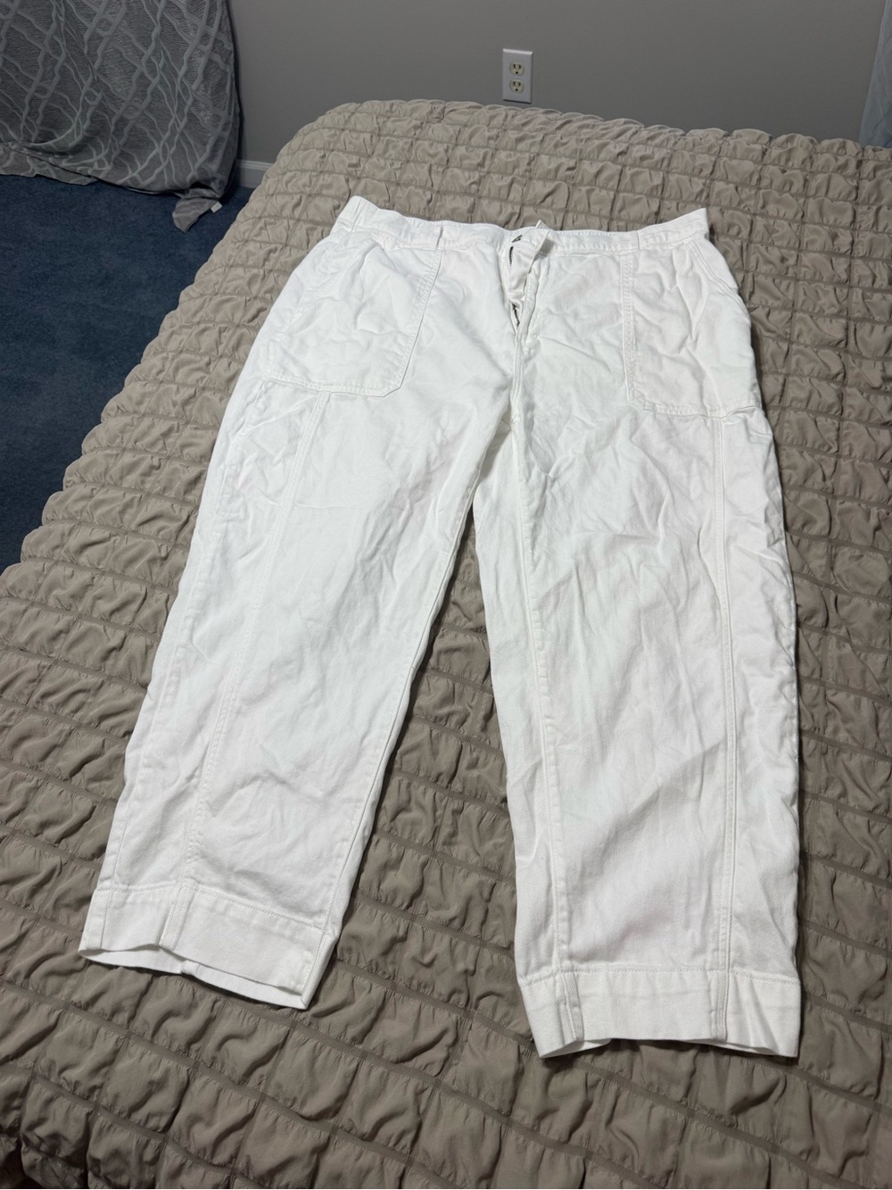 Time and Tru White Cargo Drawstring Pants